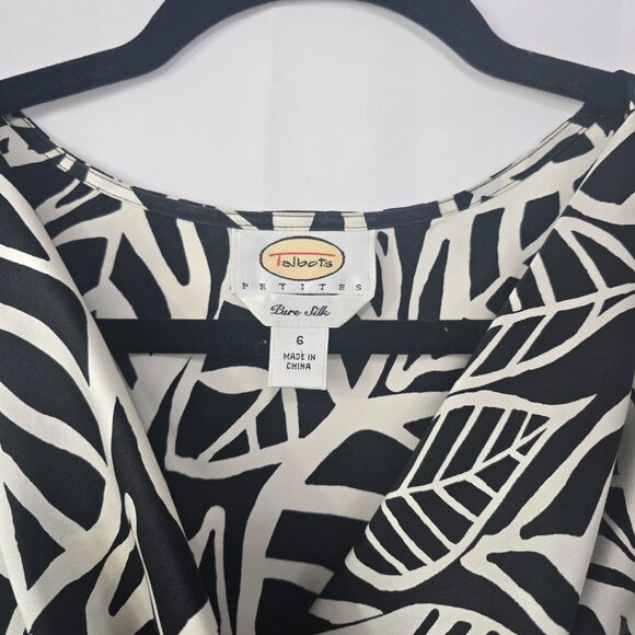Talbots Vintage Pure Silk Cowl Neck Black White Leaf Print Sleeveless Blouse 6 - Picture 4 of 12